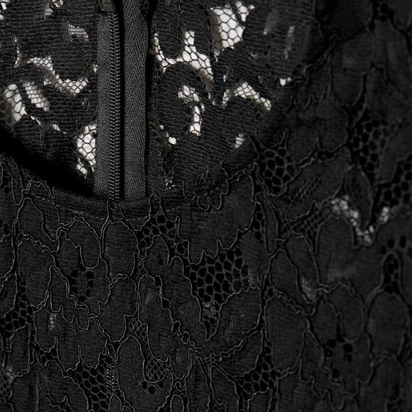 H&M BLACK LACE DRESS - Picture 2 of 5